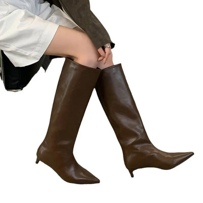 Damen Stiefel mit Spitzem Zeh, Modische Lederstiefel mit Absatz – Elegante, Sexy Winterstiefel, Niedriger Absatz, Trendige Gothic-Boots für Damen