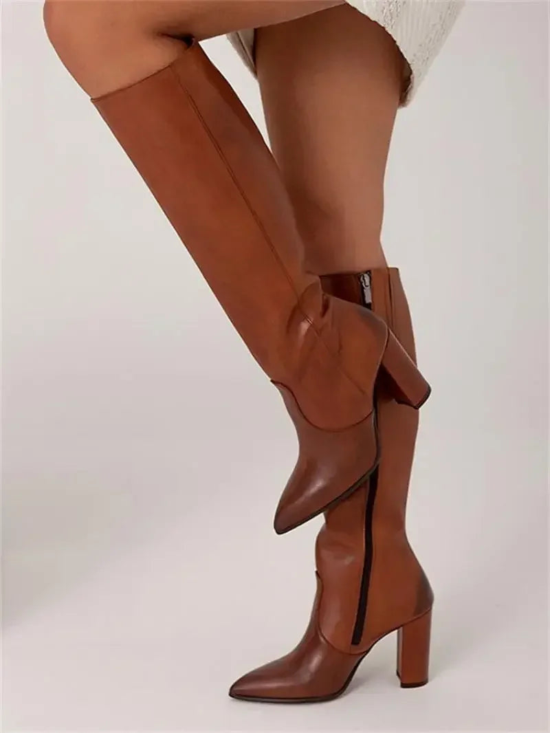 Women's knee-high boots with pointed toe, elegant high-heel cowgirl look